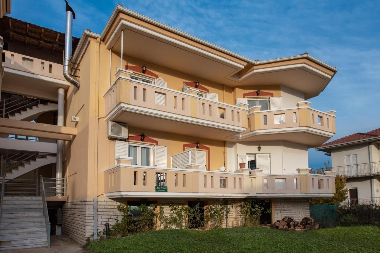 Alfa House Lägenhet Ioánnina Exteriör bild